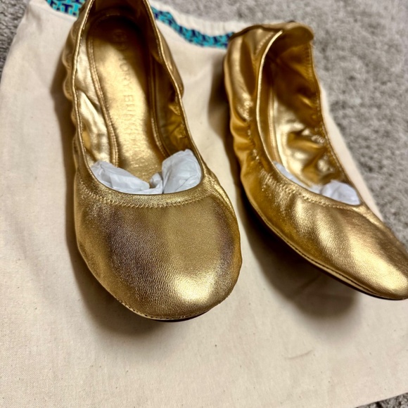 Tory Burch - Eddie Metallic Ballet Flat - Picture 8 of 15